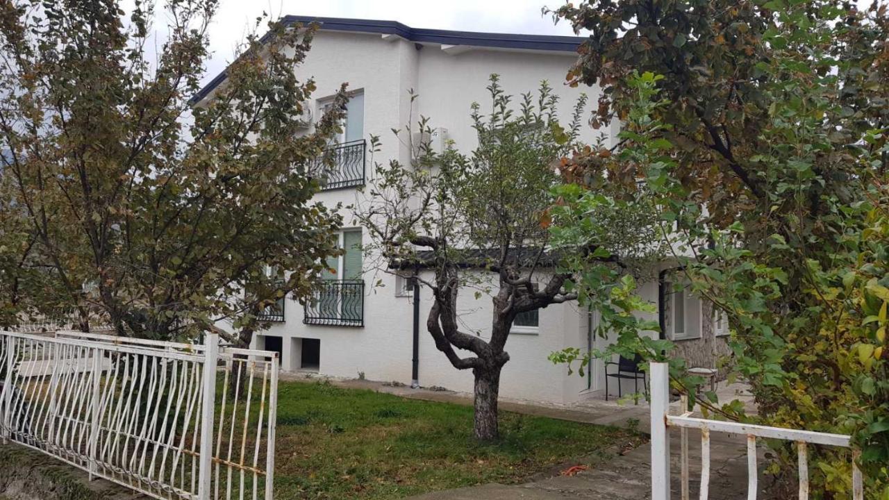 דמיר קאפייה Villa Bratislava מראה חיצוני תמונה