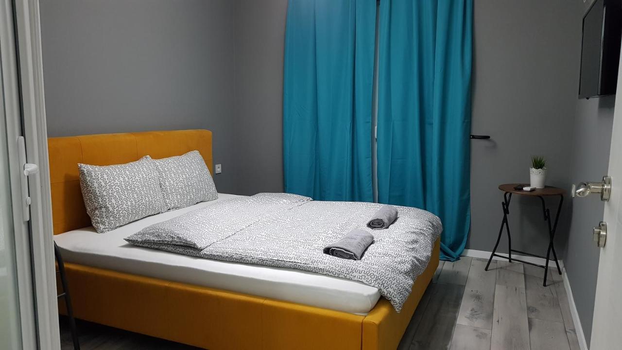 דמיר קאפייה Villa Bratislava מראה חיצוני תמונה